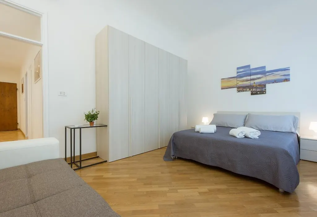 Stylisch Canacci 2 Bedroom Apartment-1